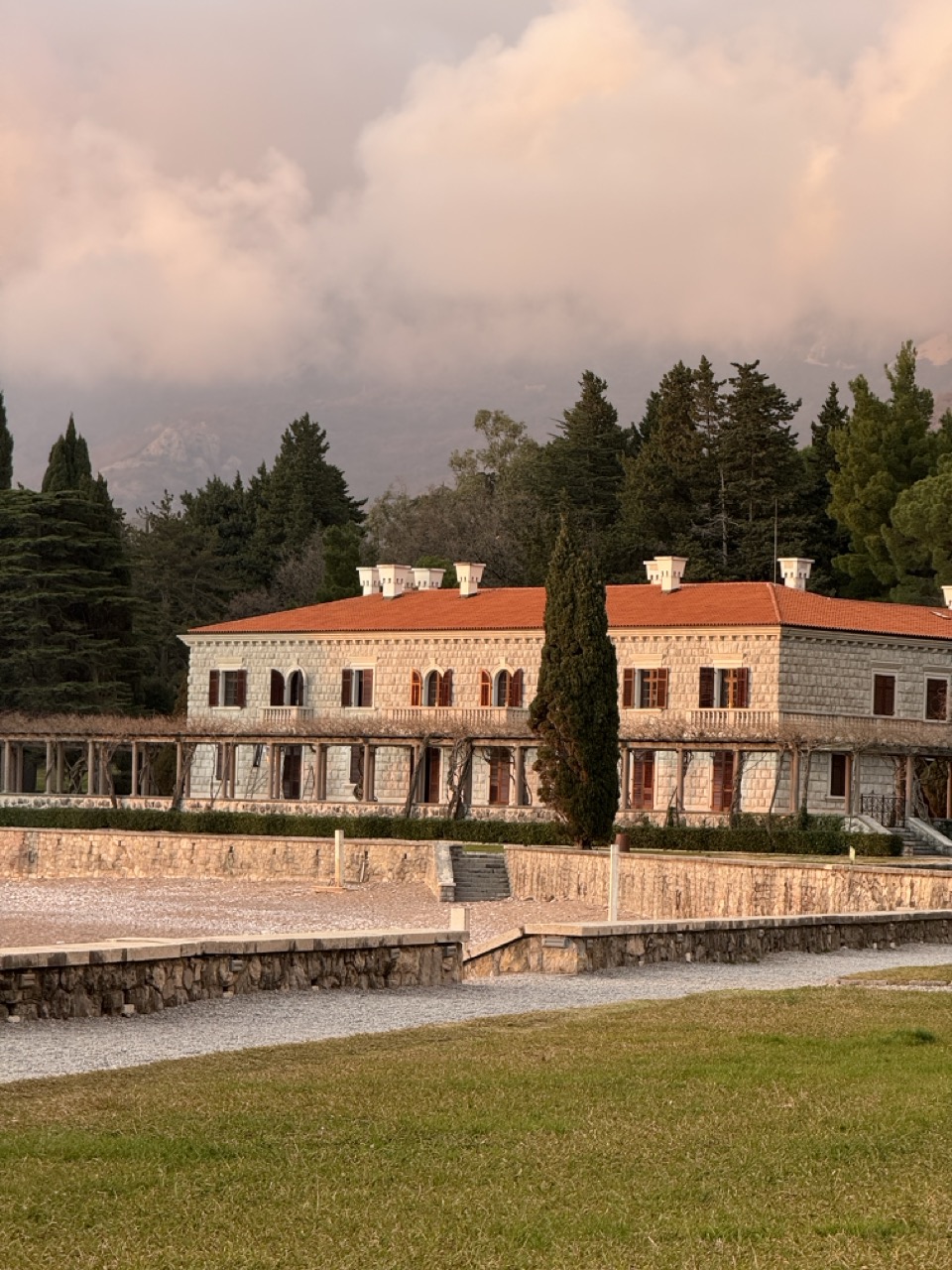 Miločer Park. Sveti Stefan, Montenegro