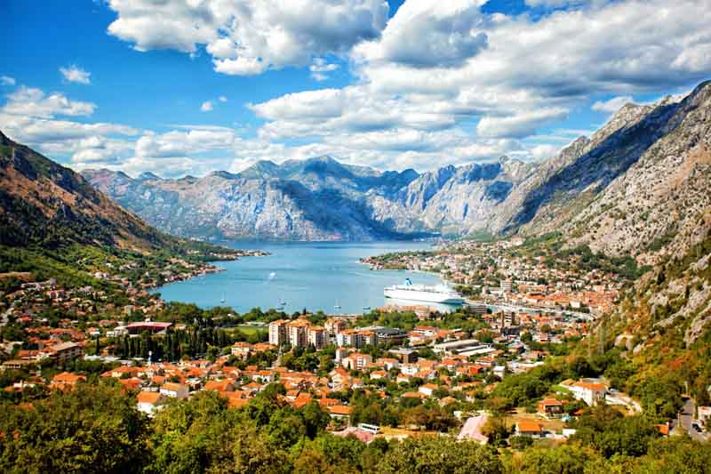 Russian Citizens in Montenegro Have Opened More Than a Thousand New Companies Since February