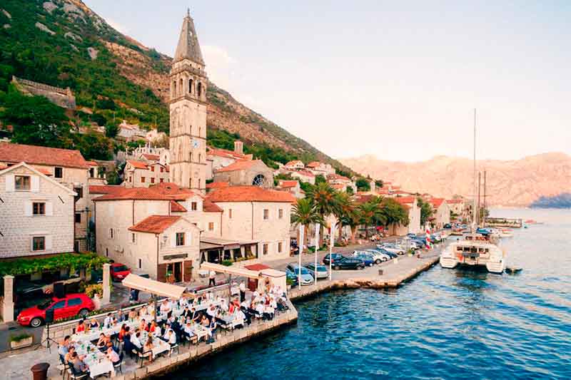 The list of countries whose citizens can enter Montenegro without a PCR test has been expanded