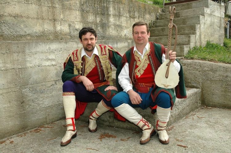 10 Commandments of a Montenegrin
