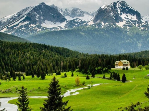 A five-star hotel will be built in Žabljak