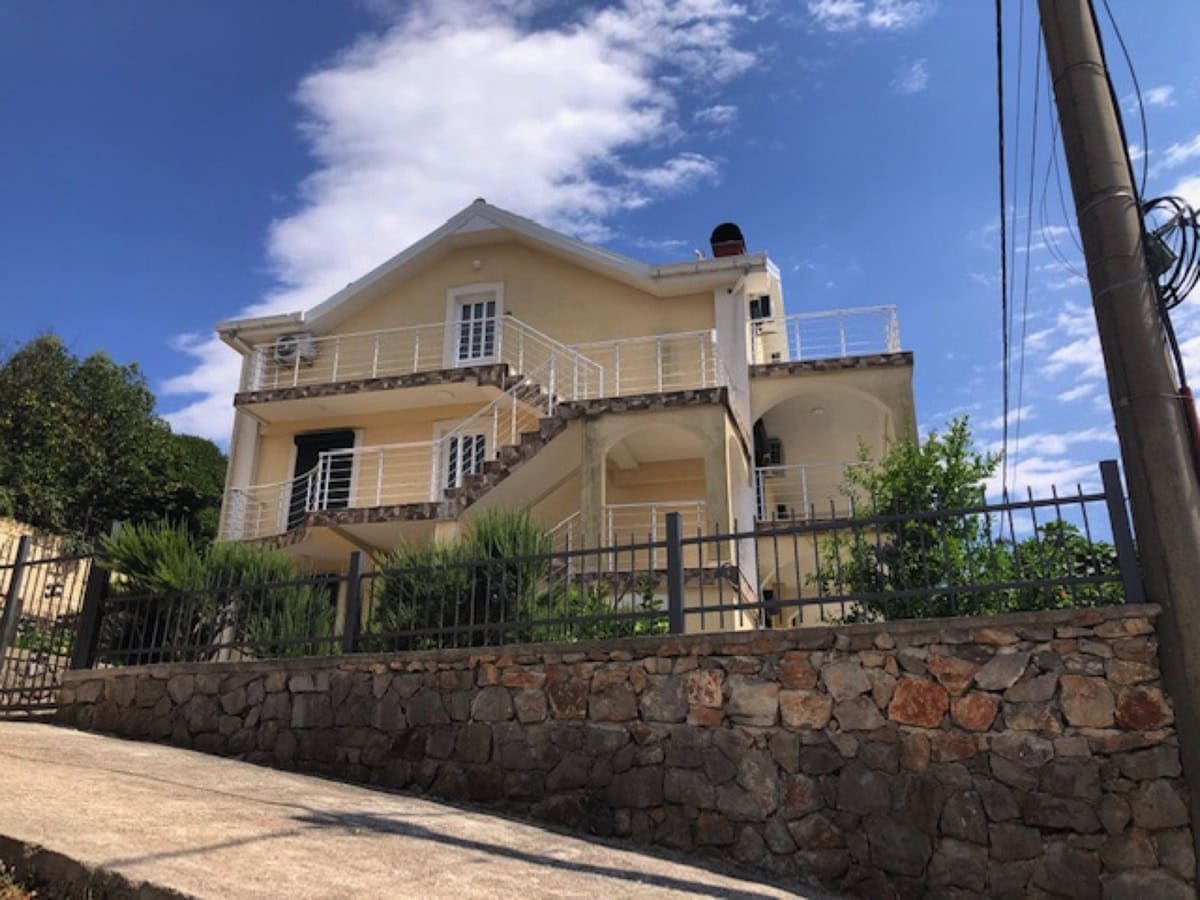 Villa in Krimovica No. 2239