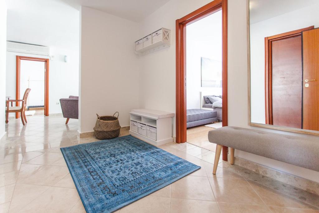 Apartment in Budva No. 2376