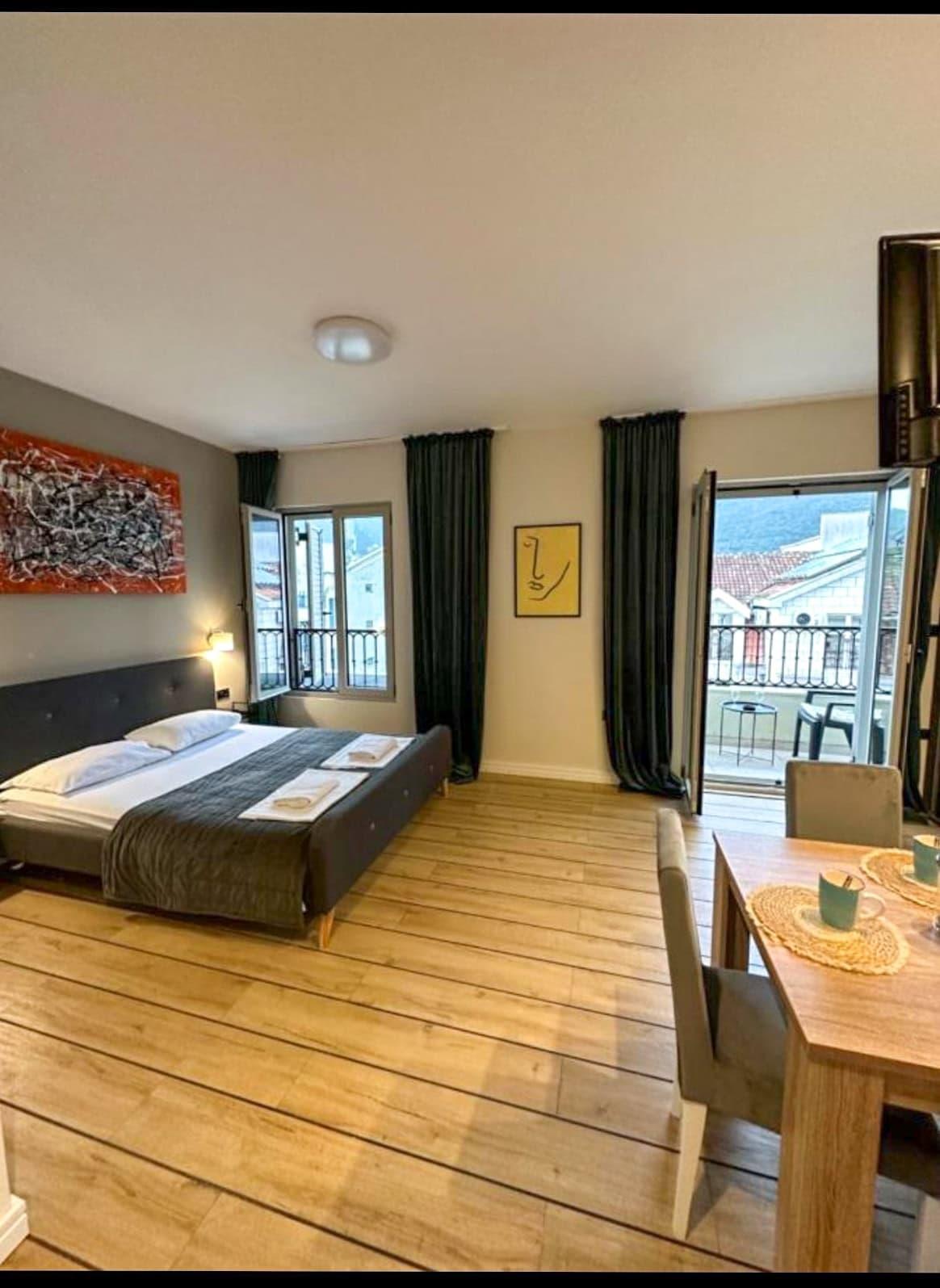 Apartment in Budva No. 2205