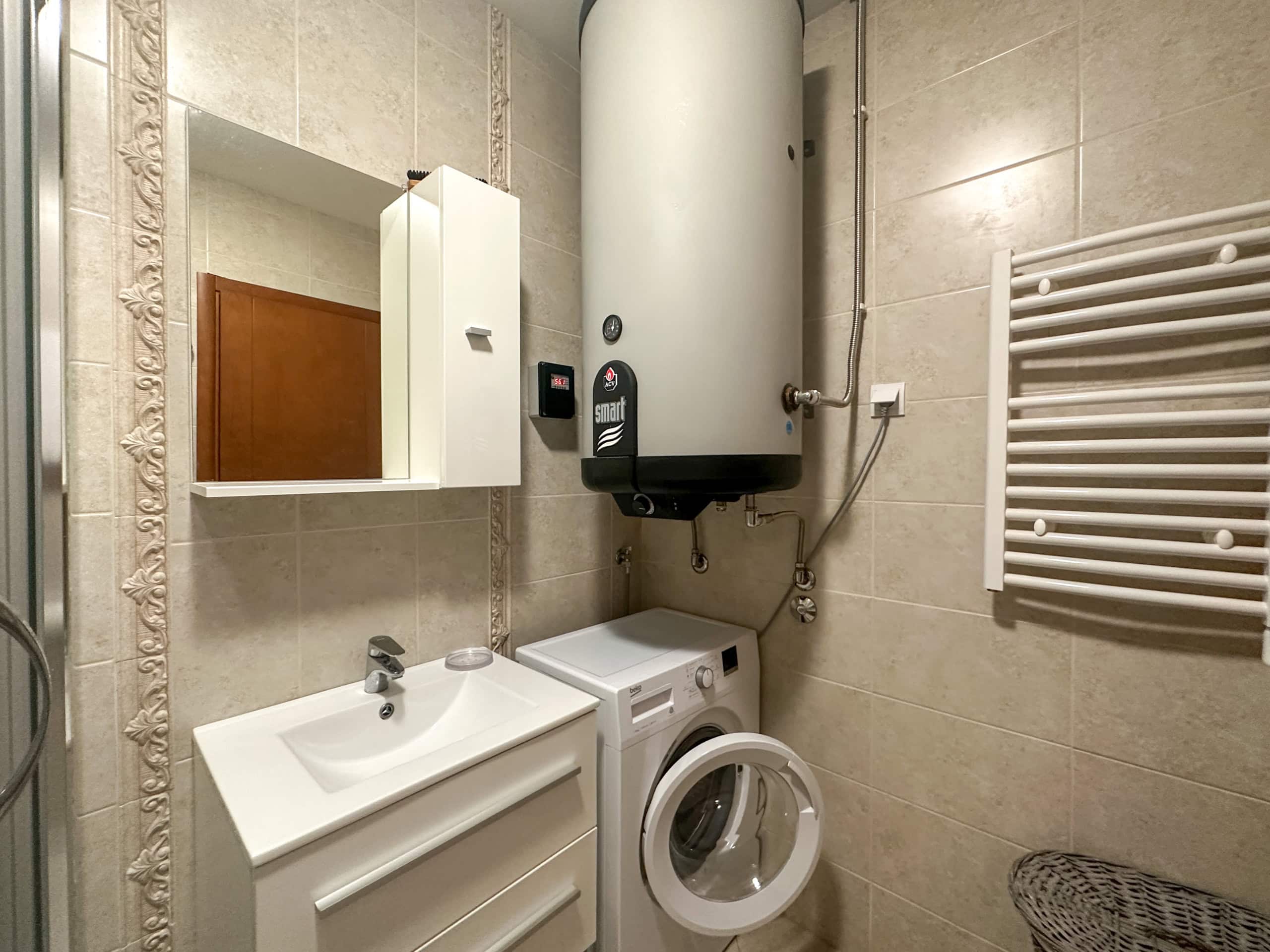 Bathroom — Apartments in Bečići
