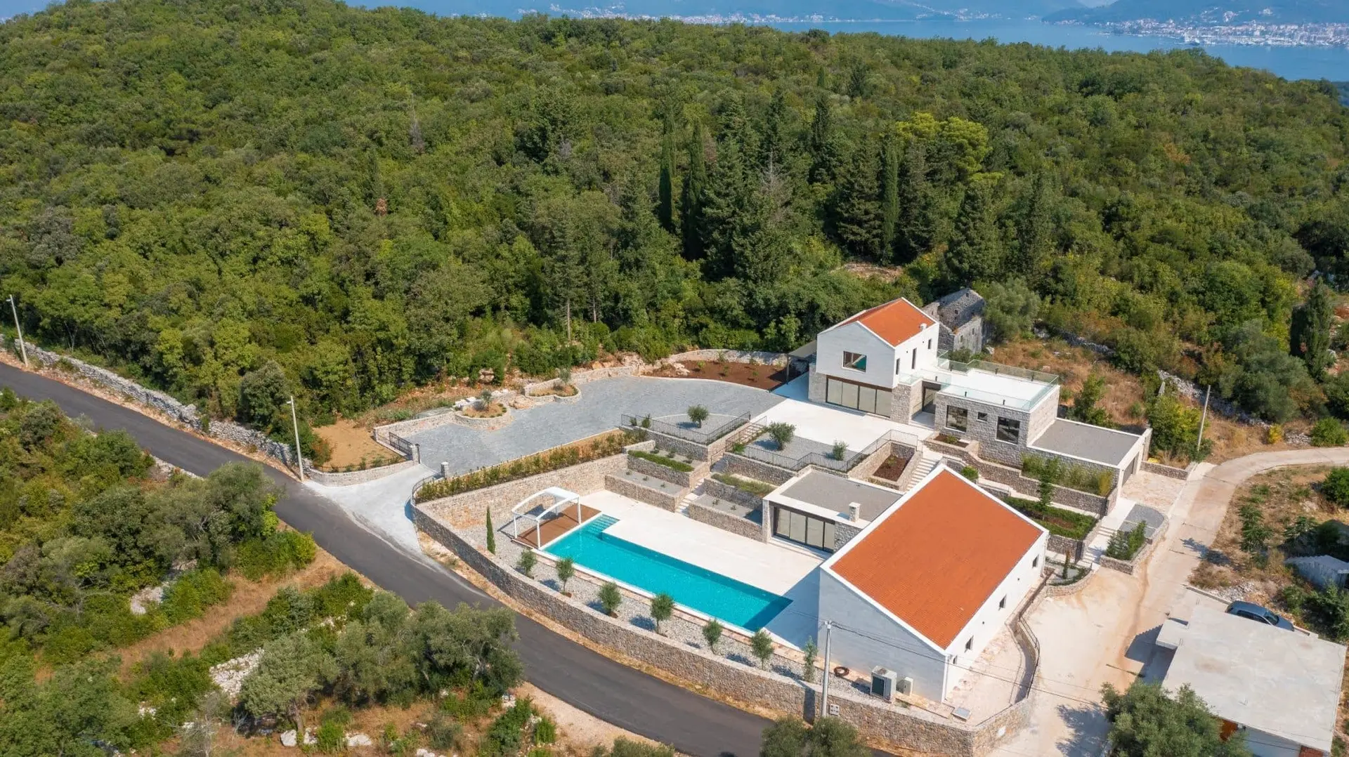 Villa Complex in Tivat No. 2014