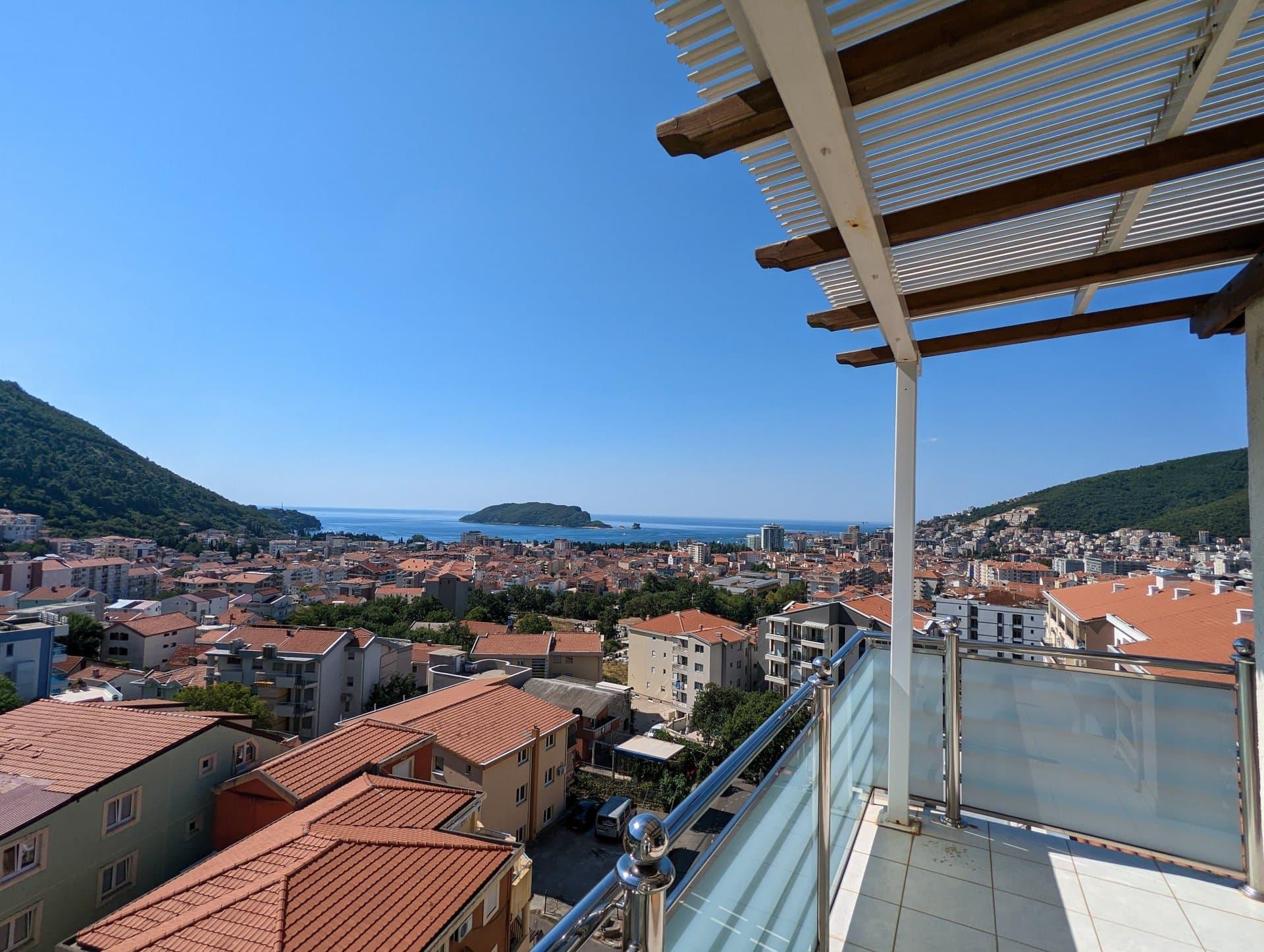 Penthouse in Budva No. 2007