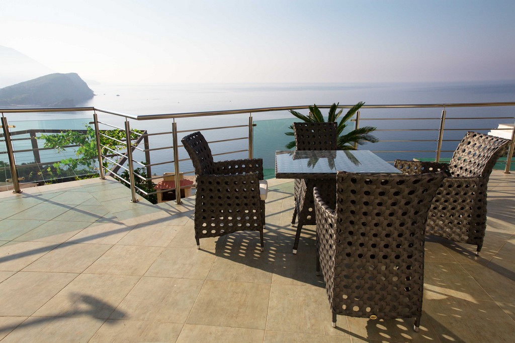 Photo of the property — Houses in Budva