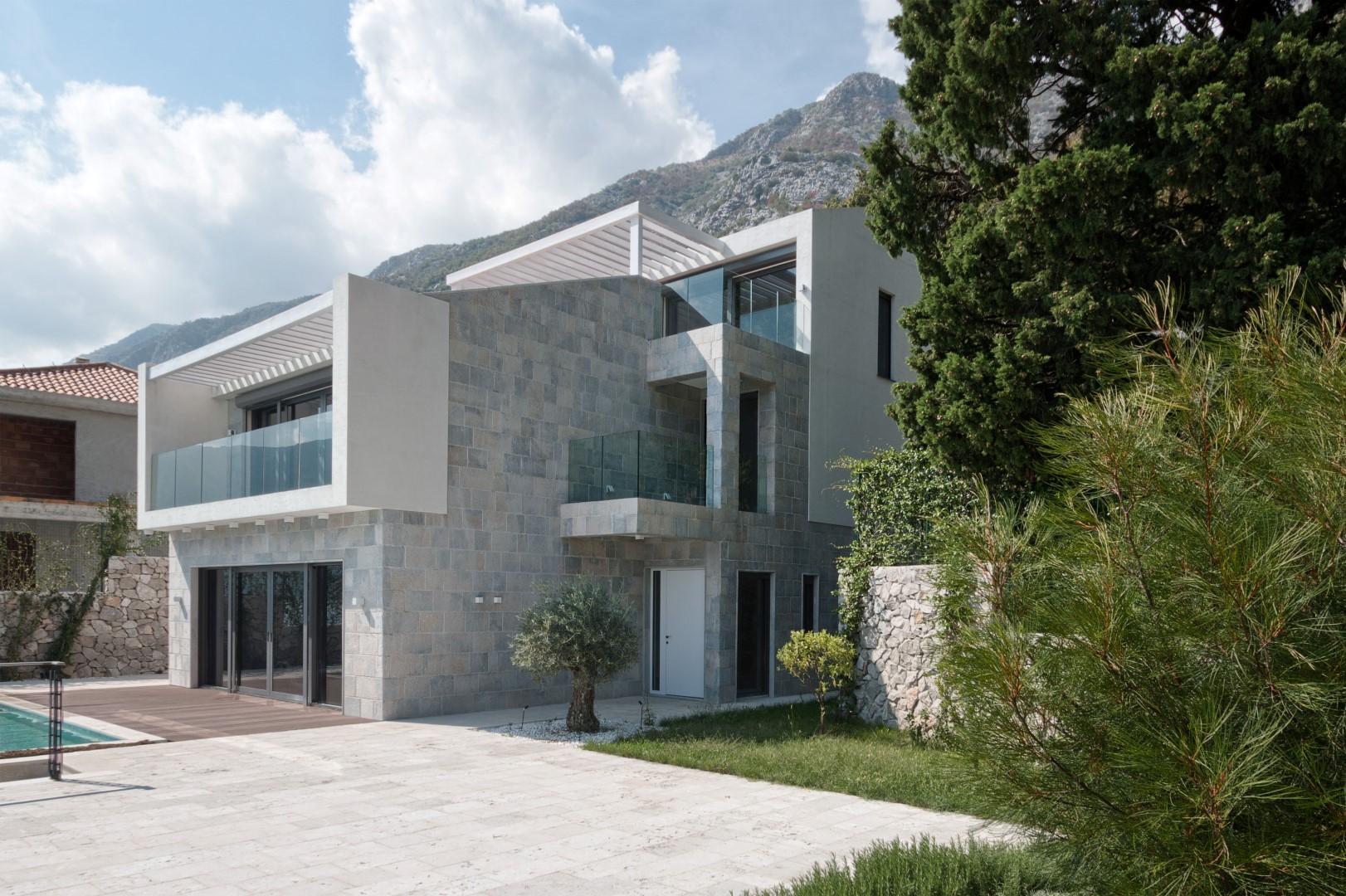 Villa in STRP No. 1699