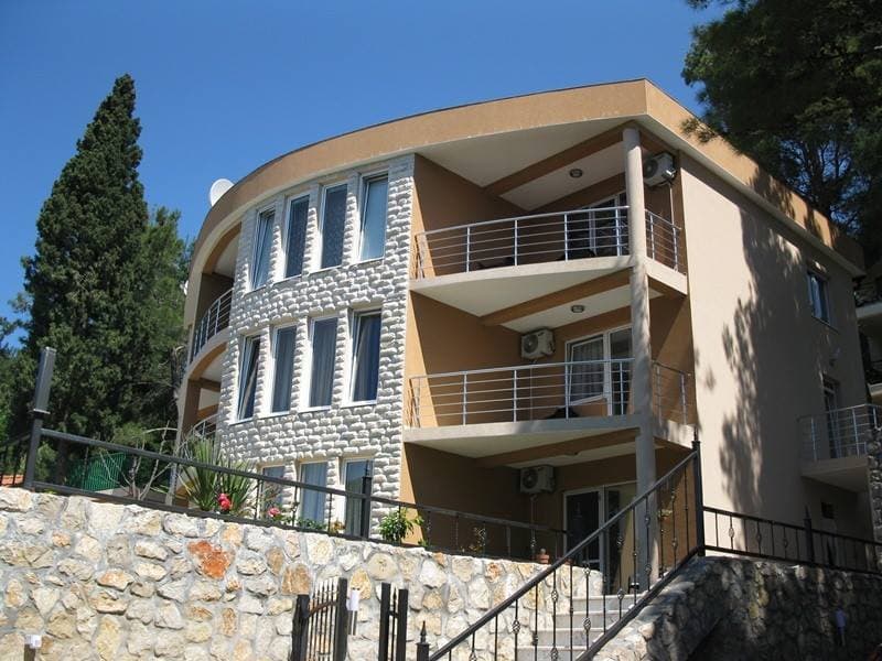 Villa in Shushan No. 1652