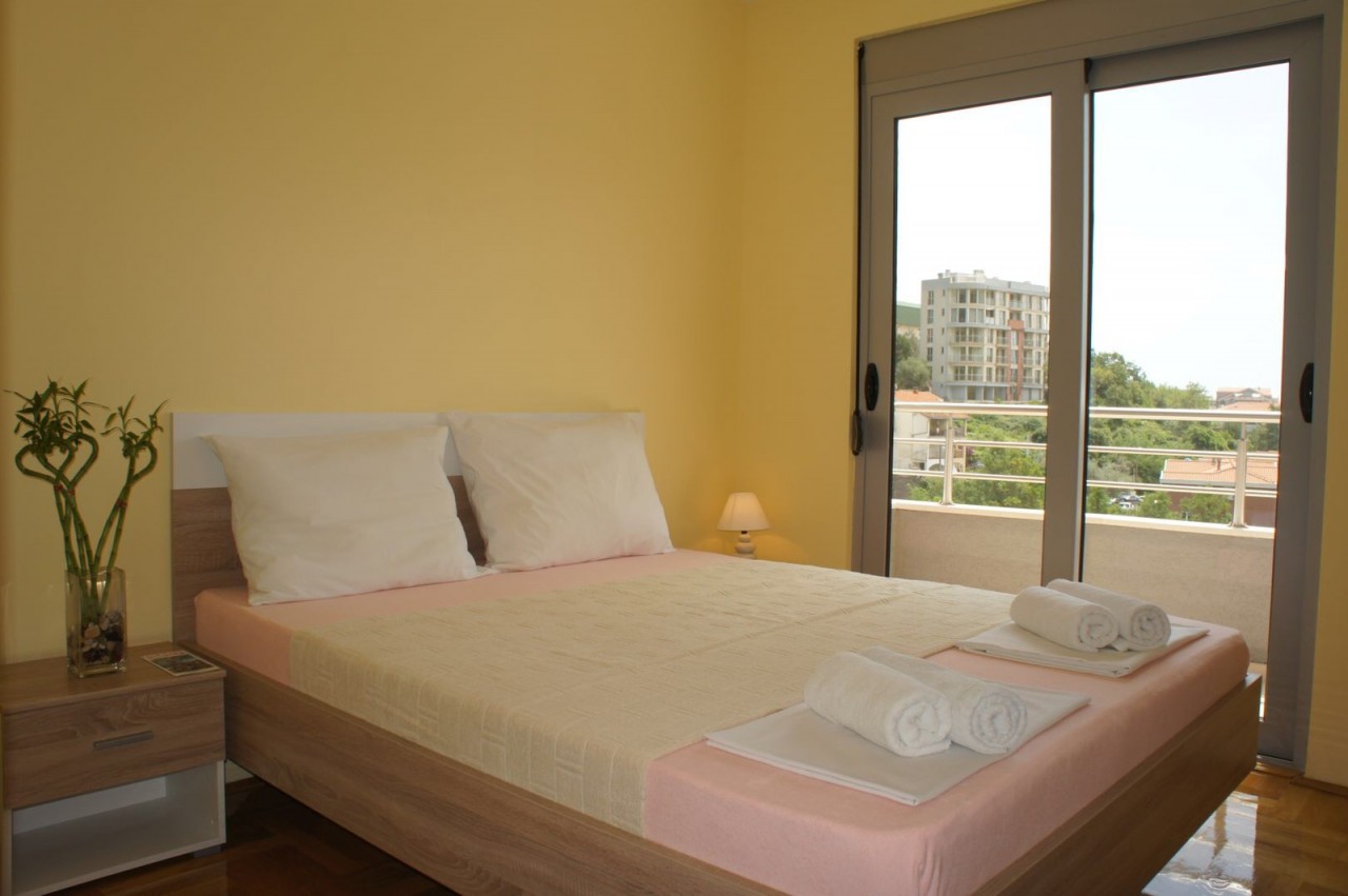 Bedroom — Apartments in Becici
