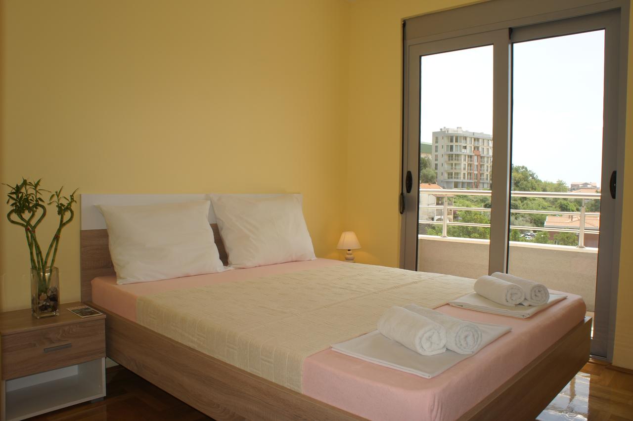 Bedroom — Apartments in Becici