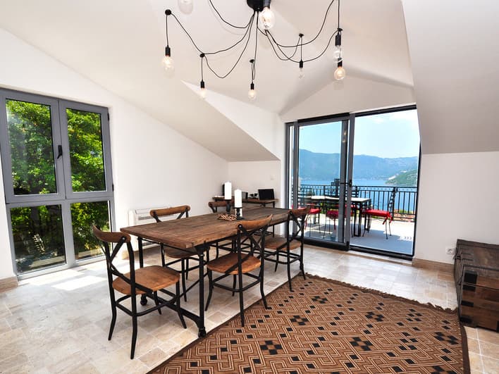Apartment in Risan No. 1584