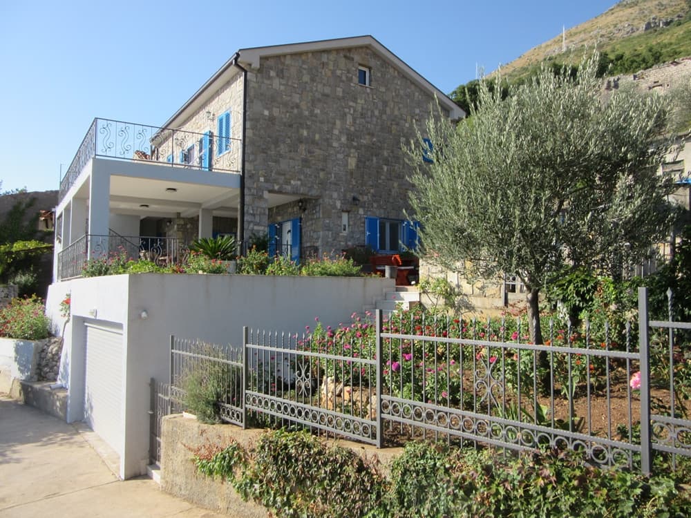 Villa in Reževići No. 1290