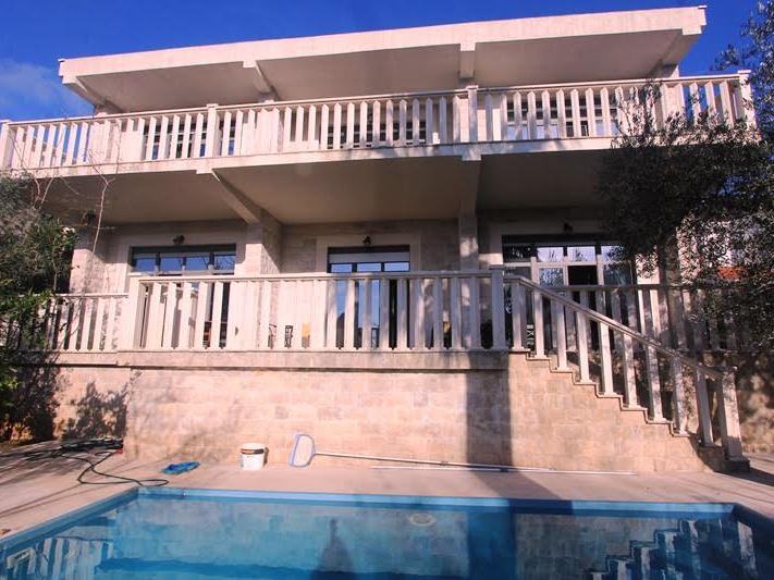 Villa in Petrovac No. 1124