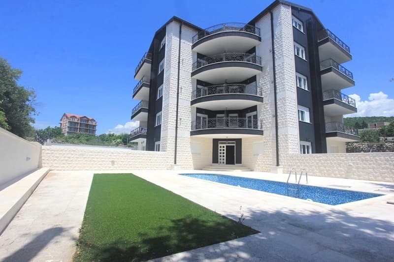 House in Krimovica No. 975