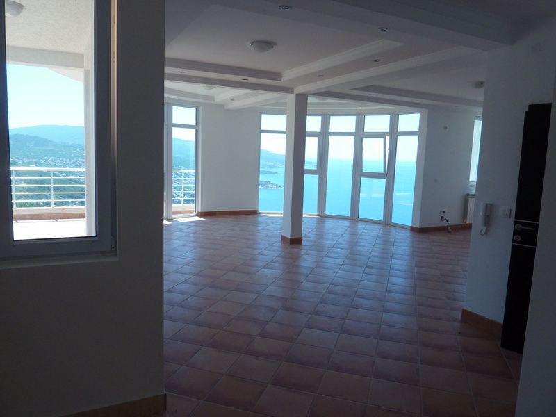 Villa in Dobra Voda No. 633