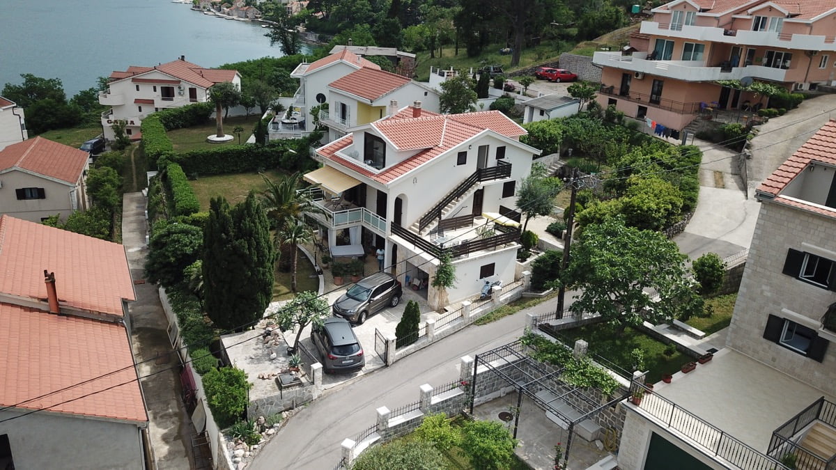 Villa in Prčanj No. 198
