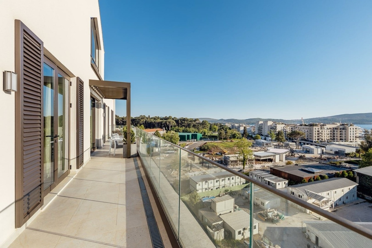 Spacious balcony with panoramic views of Tivat and Porto Montenegro, Montenegro, modern finishes and glass railing