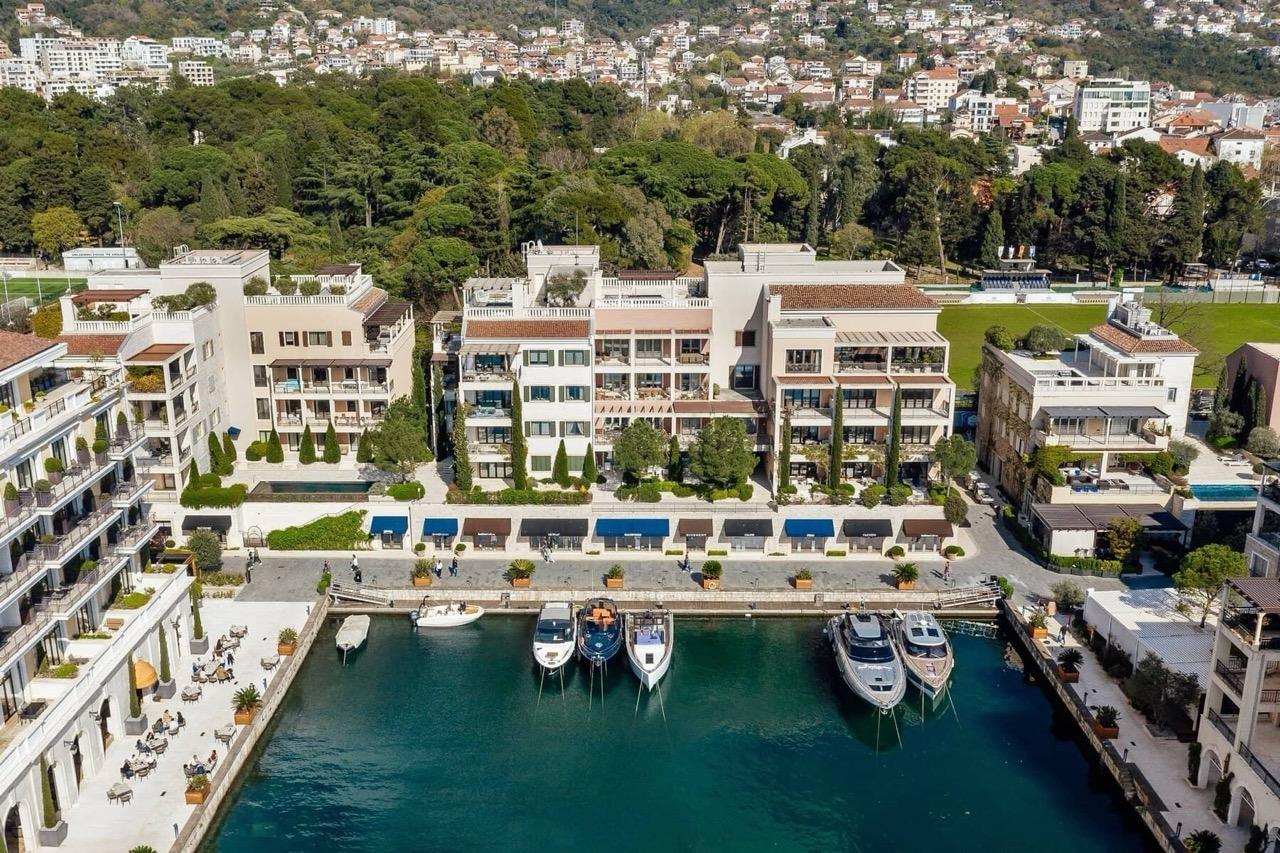 Apartment in Porto Montenegro No. 3012