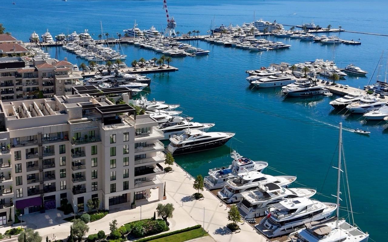 More than 65,000 foreigners obtained temporary and permanent residence permits in Montenegro in 2024