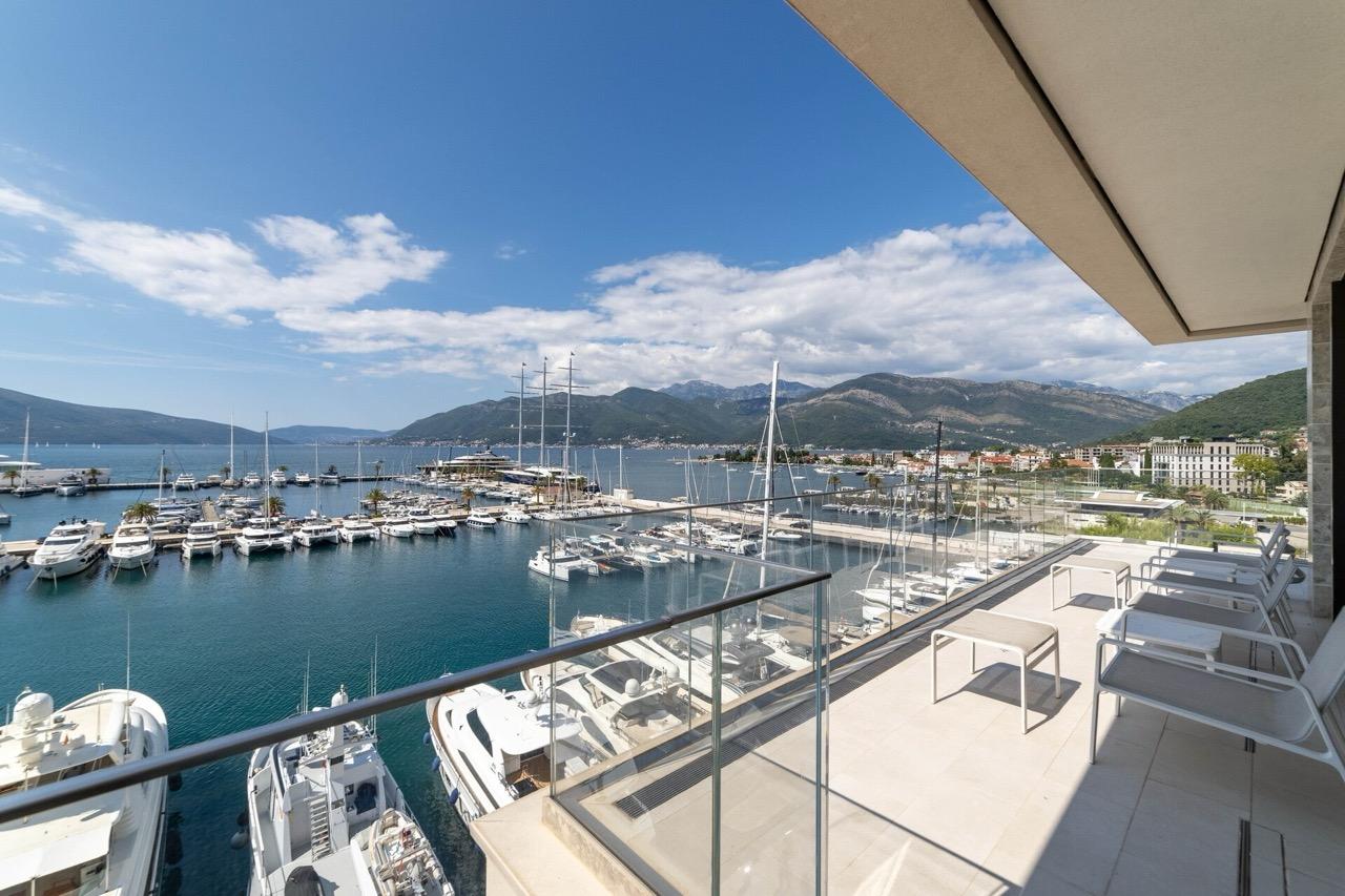 Apartment in Tivat No. 3019