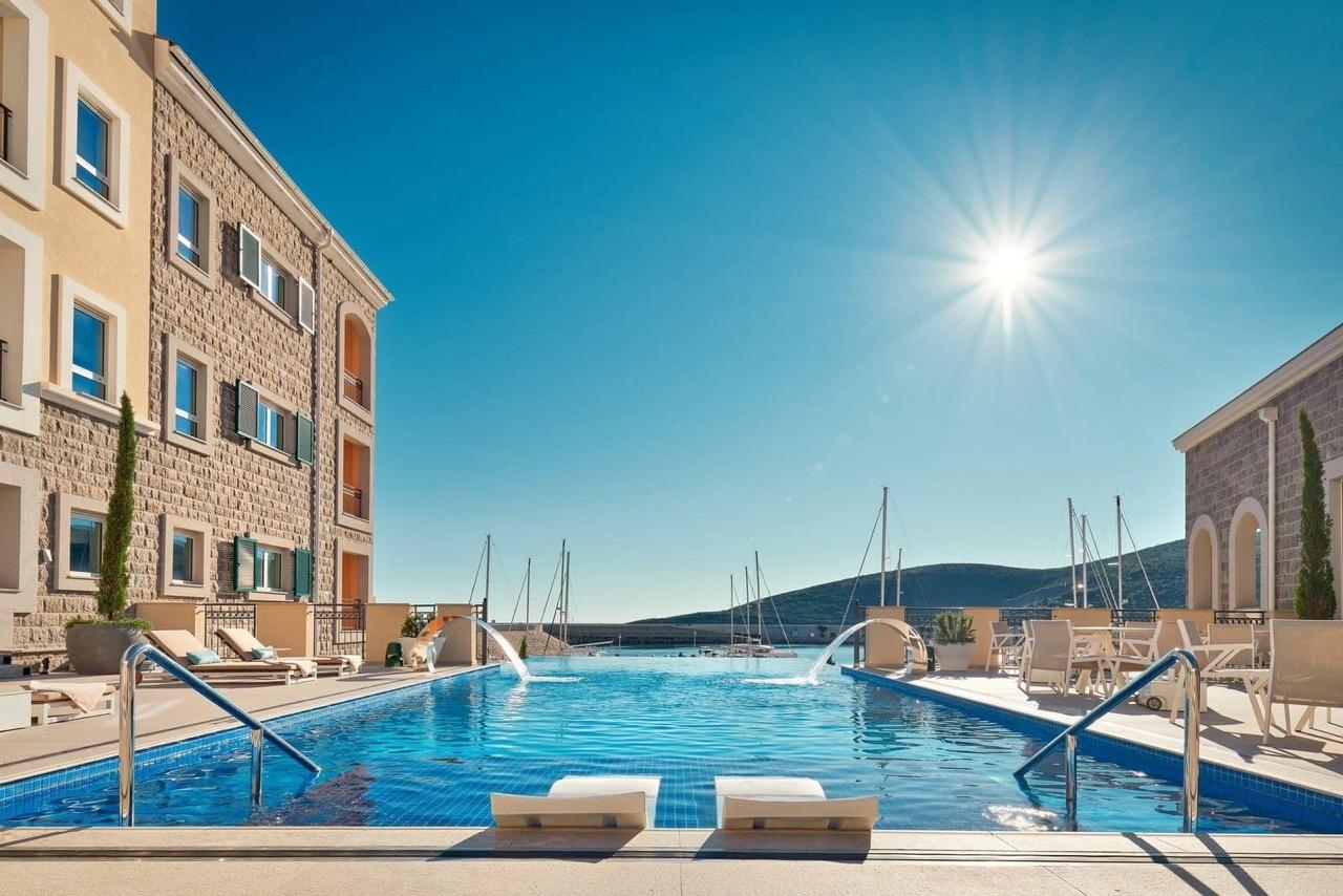 Apartment in Luštica Bay No. 3509