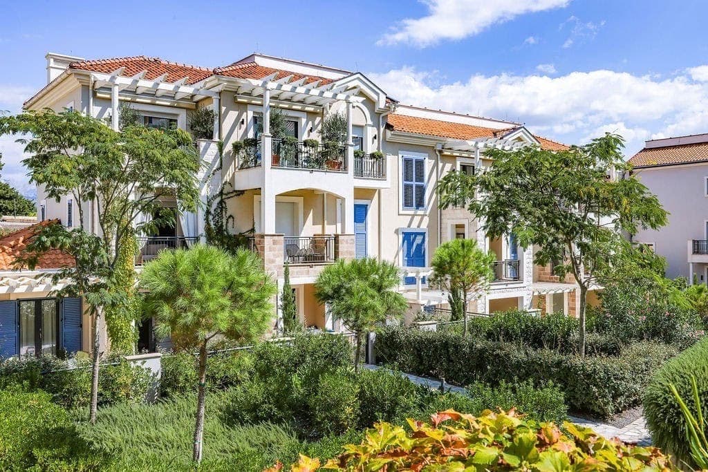 Apartment in Luštica Bay No. 3510