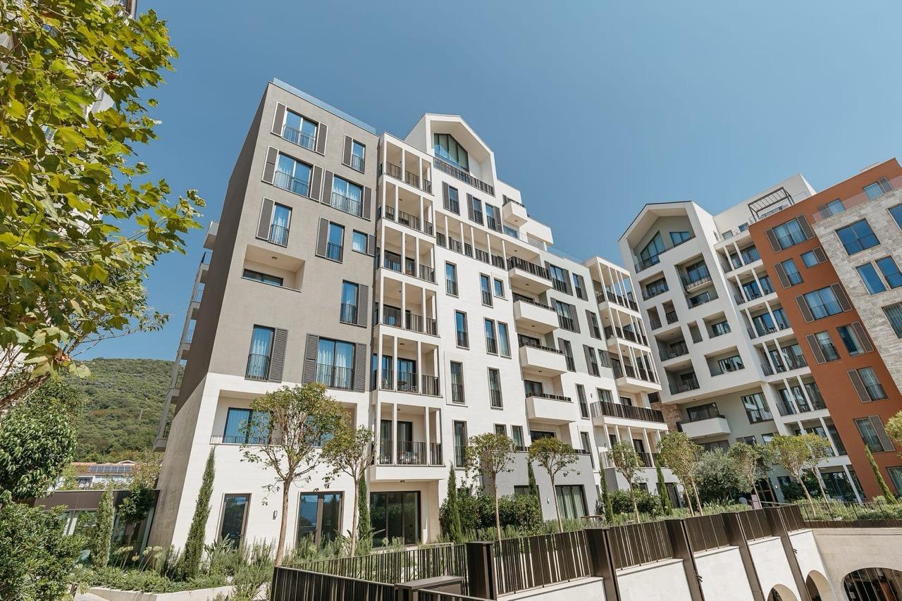 Record Low Number of Building Permits in Montenegro in 2025: What Is Slowing the Sector and Why Prices Keep Rising