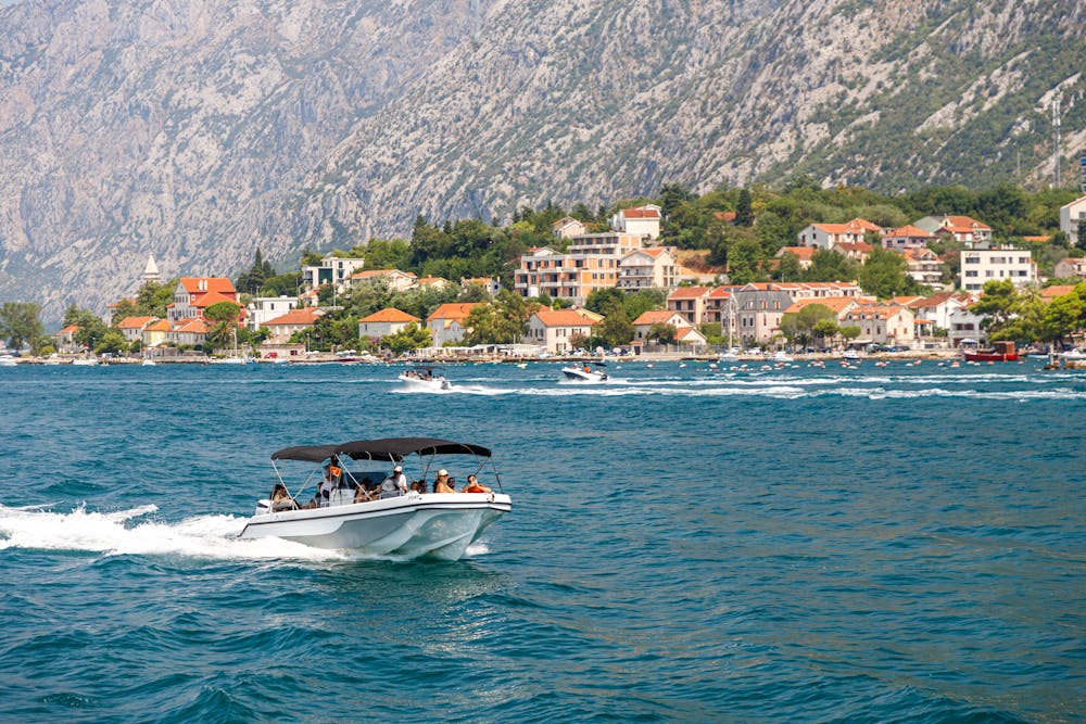 Residence Permit in Montenegro 2026: The €150,000 Threshold and Taxes Instead of Hiring Employees