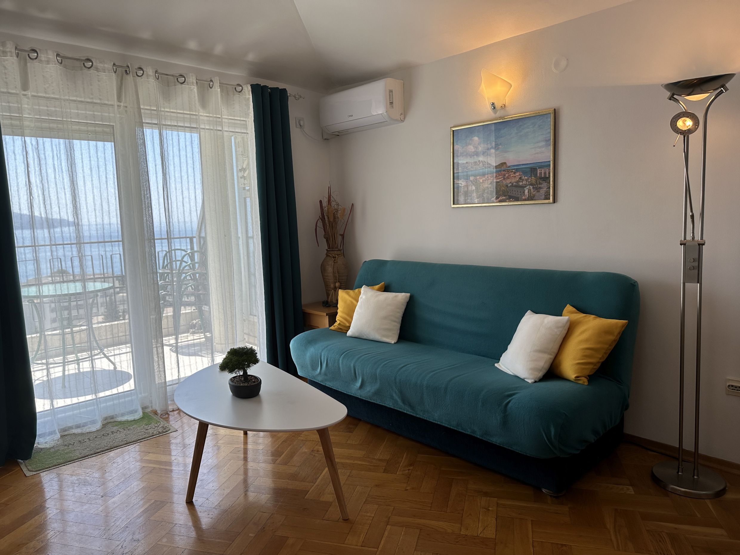 Apartment in Bečići No. 2524