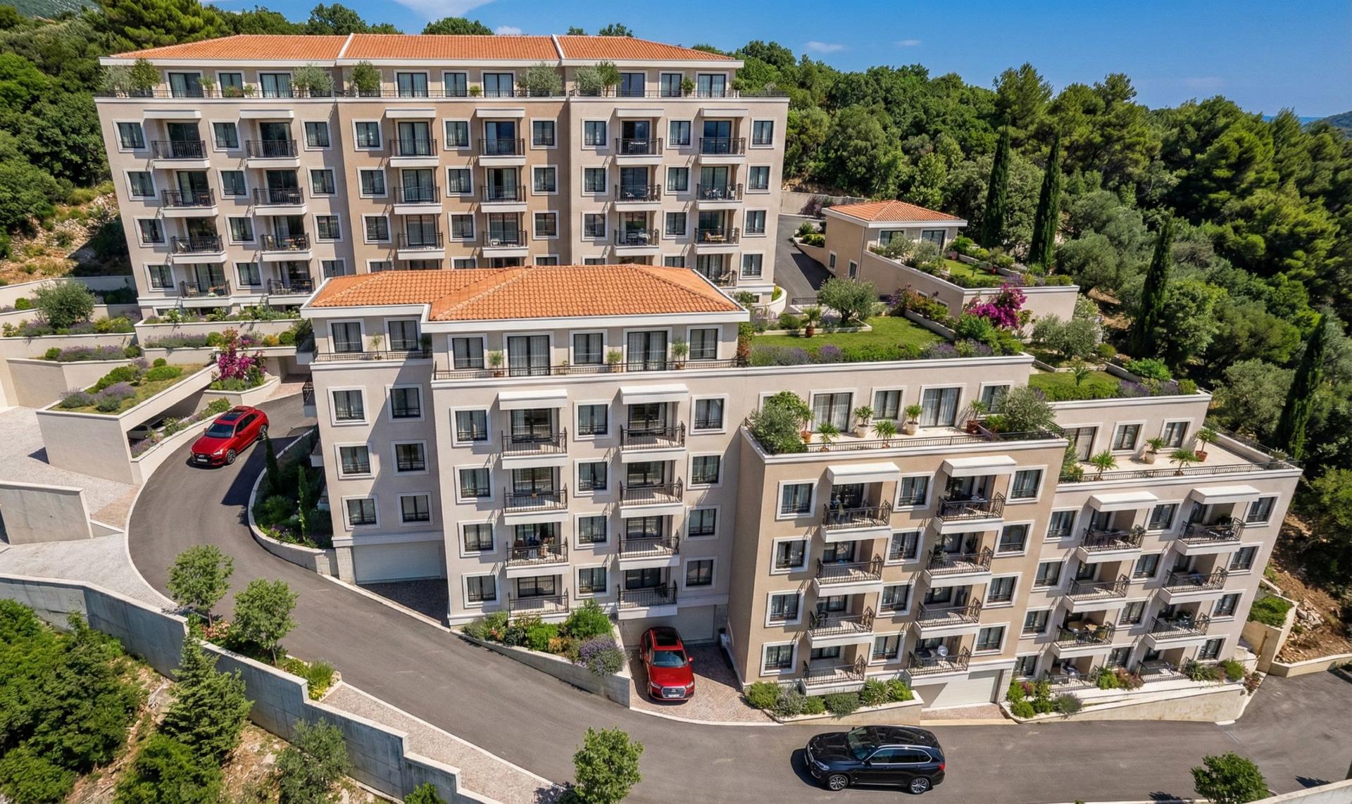 Complex in Budva No. 2570