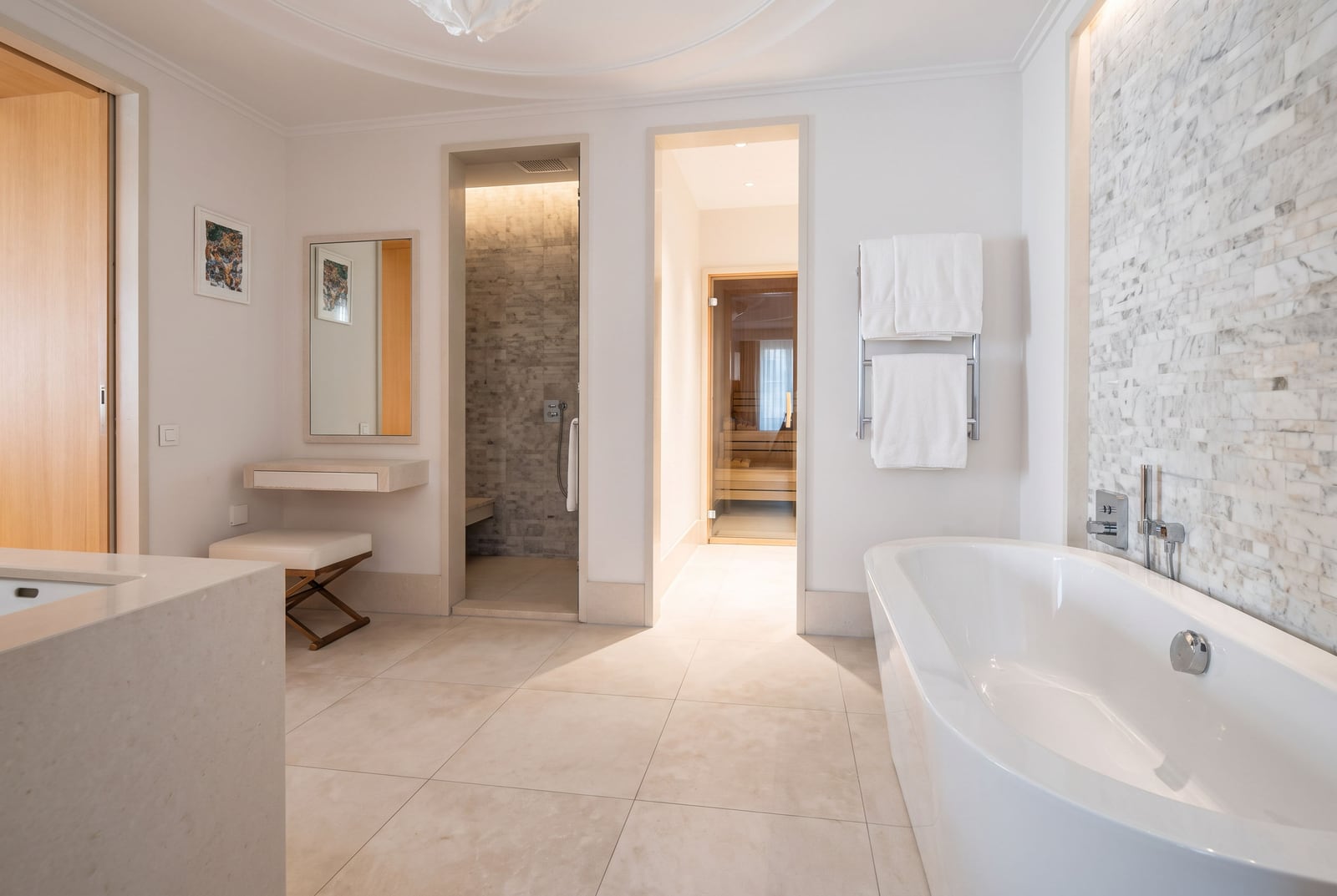Bathroom — Apartments in Tivat