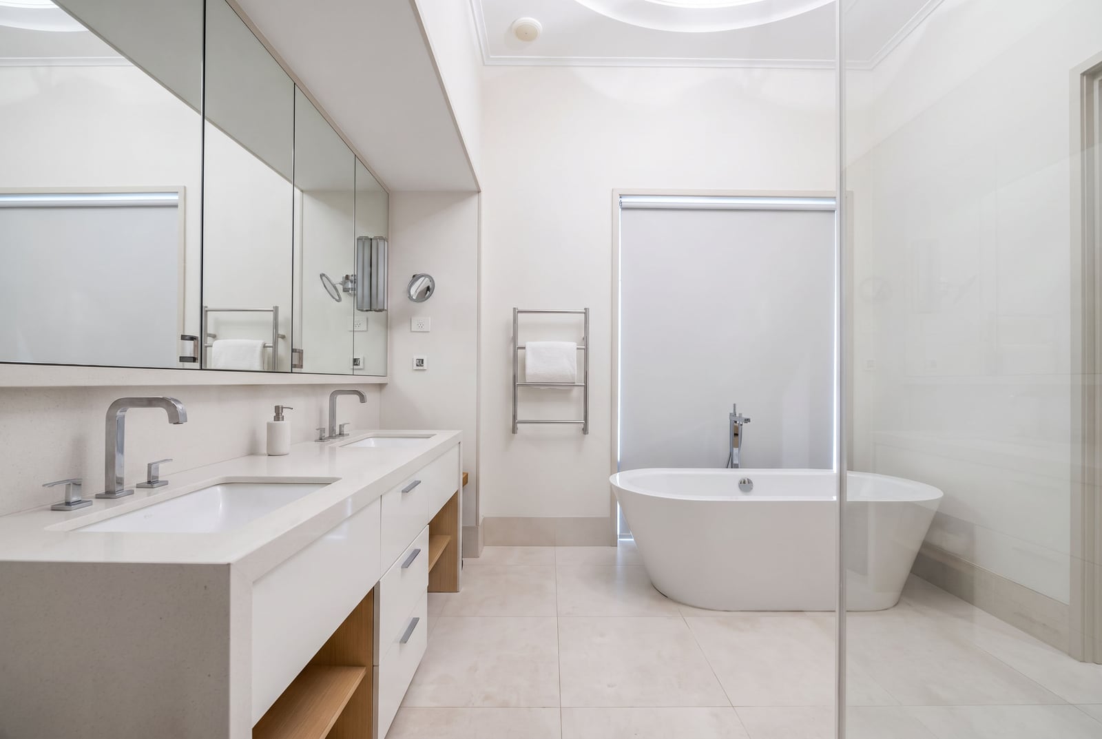 Bathroom — Apartments in Tivat