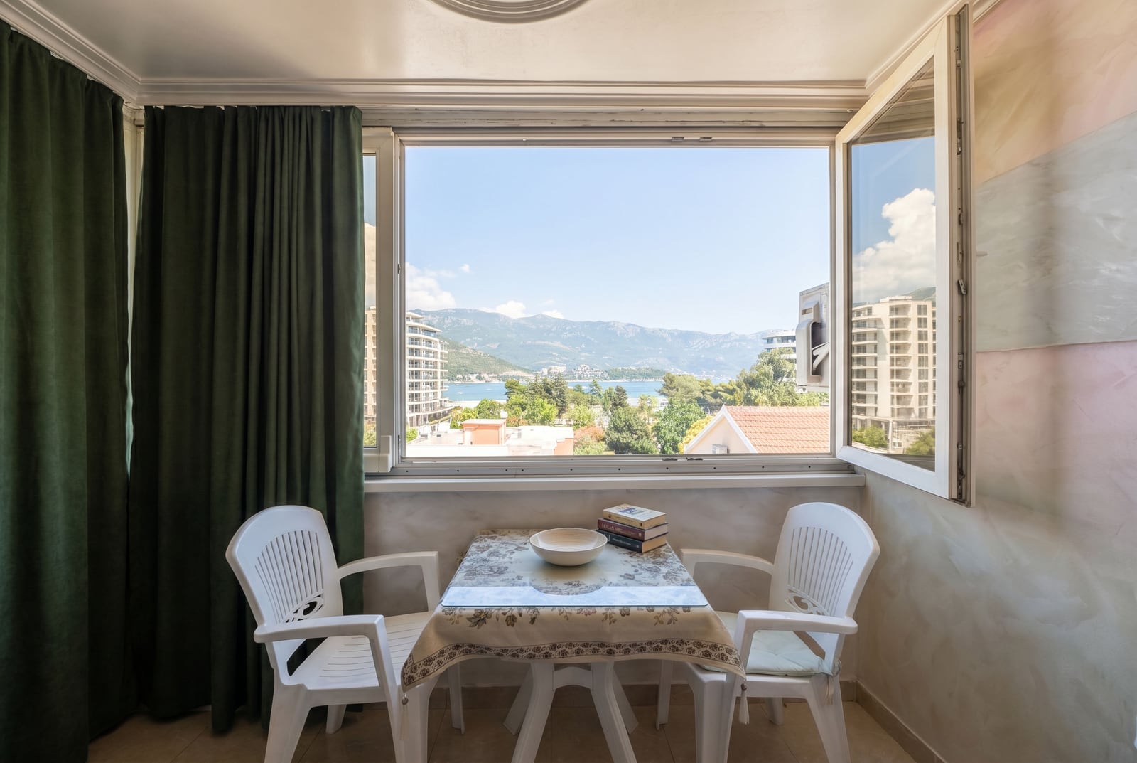 Apartment in Budva #2773