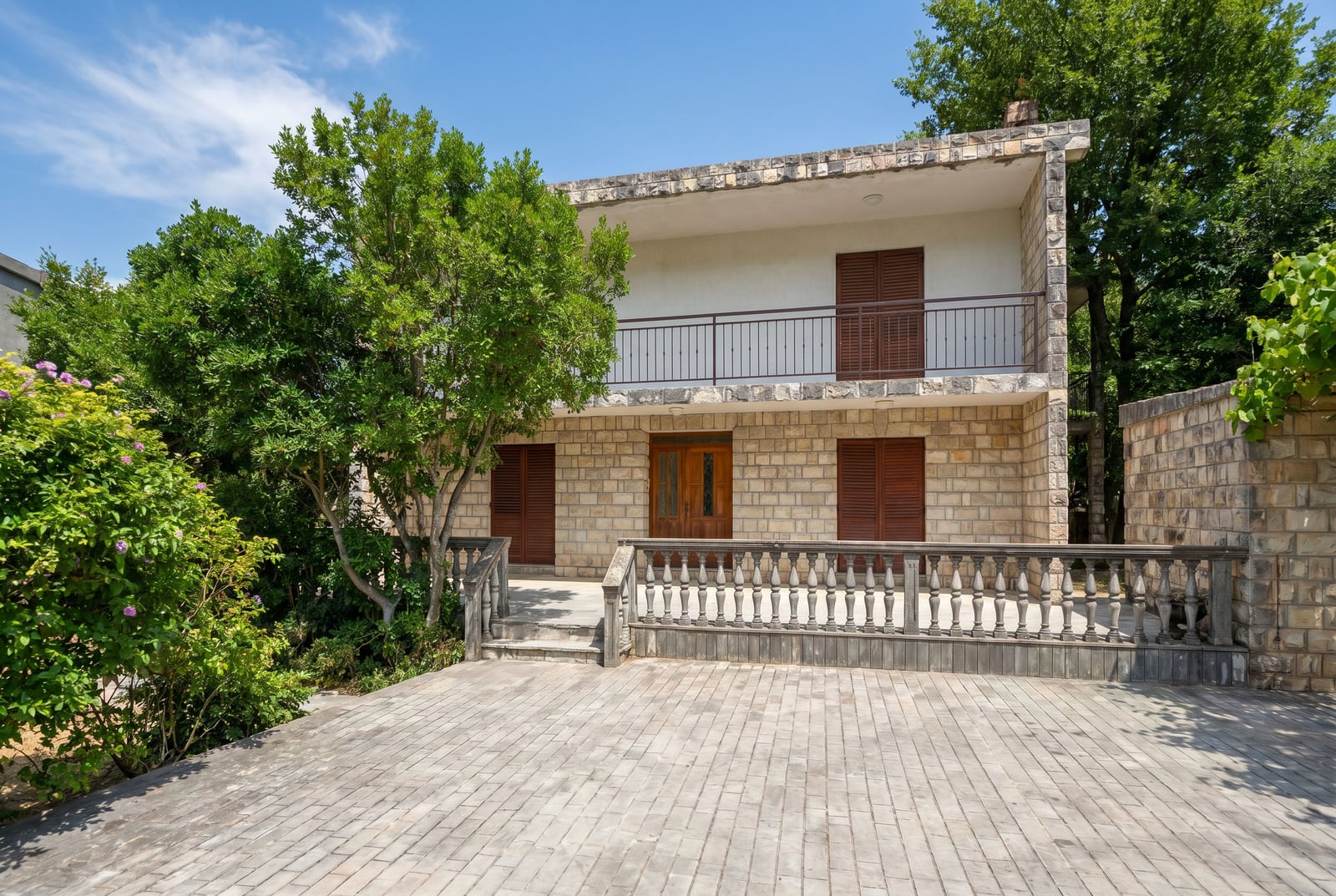 House in Lastva #2769