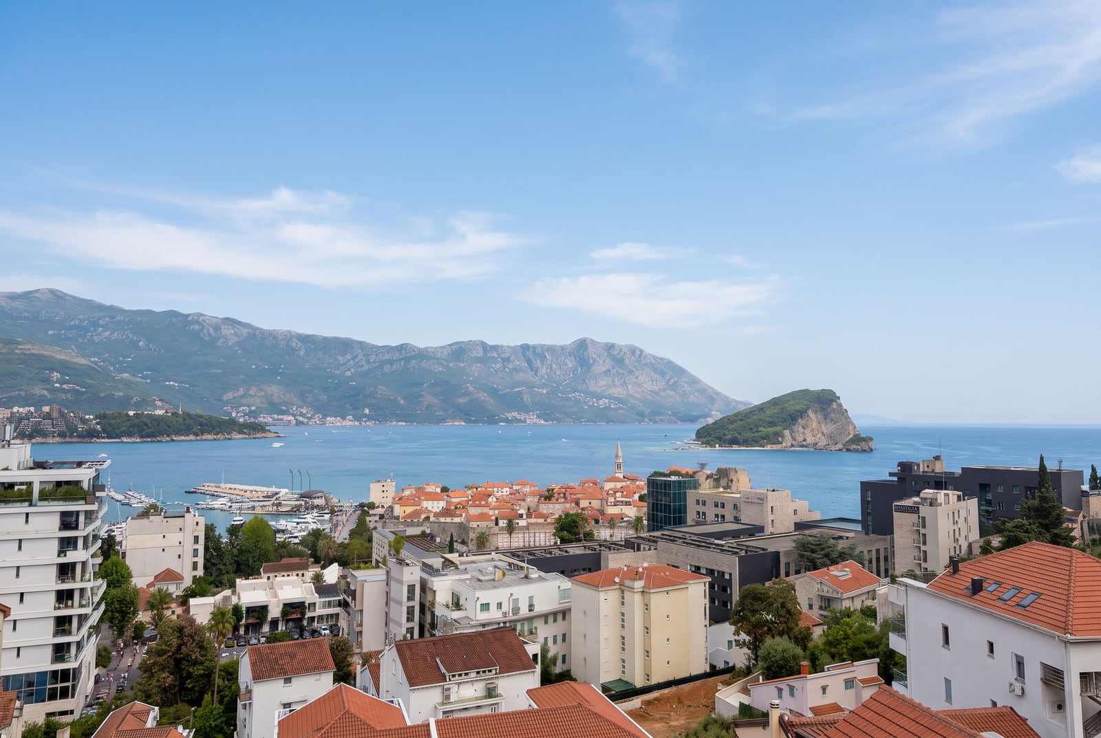 Apartment in Budva No. 2831