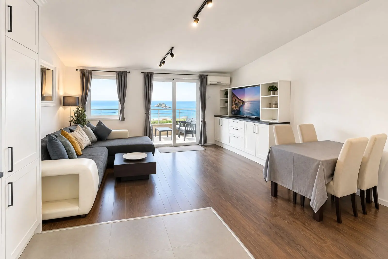 Apartment in Petrovac No. 2881