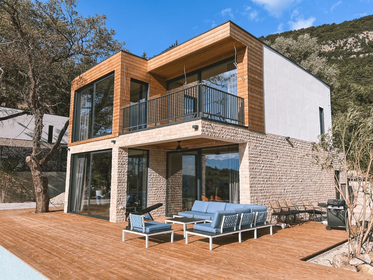 Villa_C_Green_Hill_2.jpeg