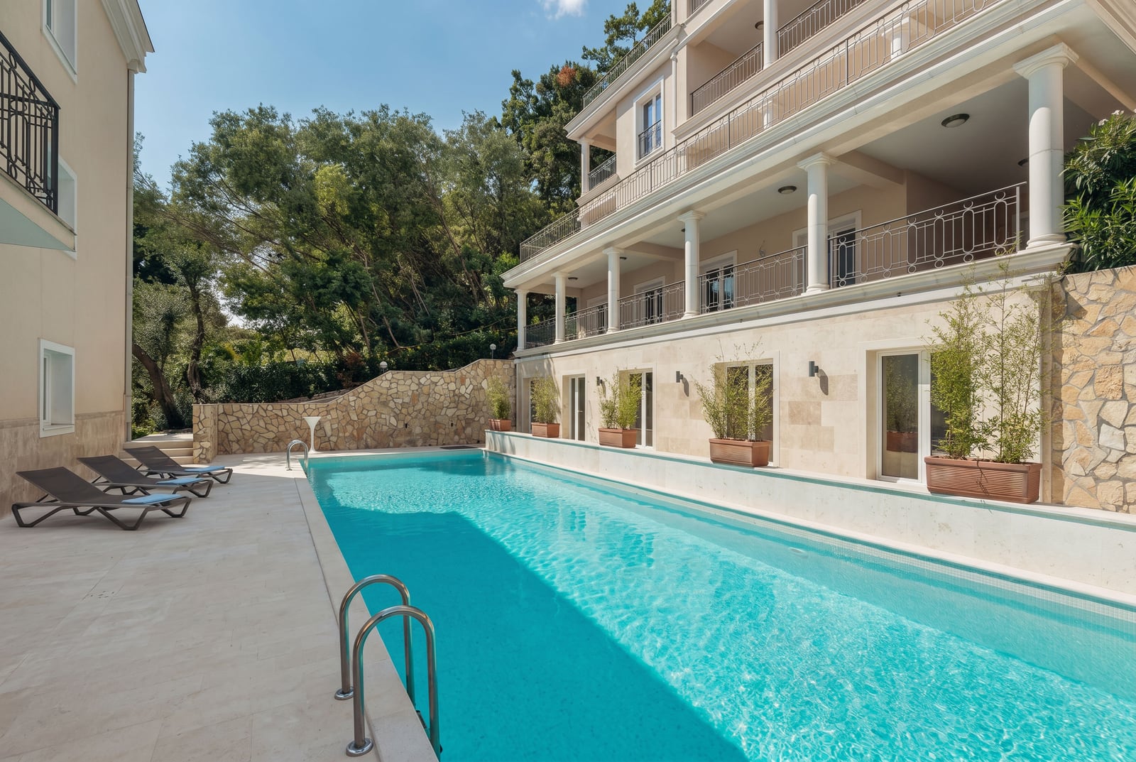 portofino_village_008.jpg