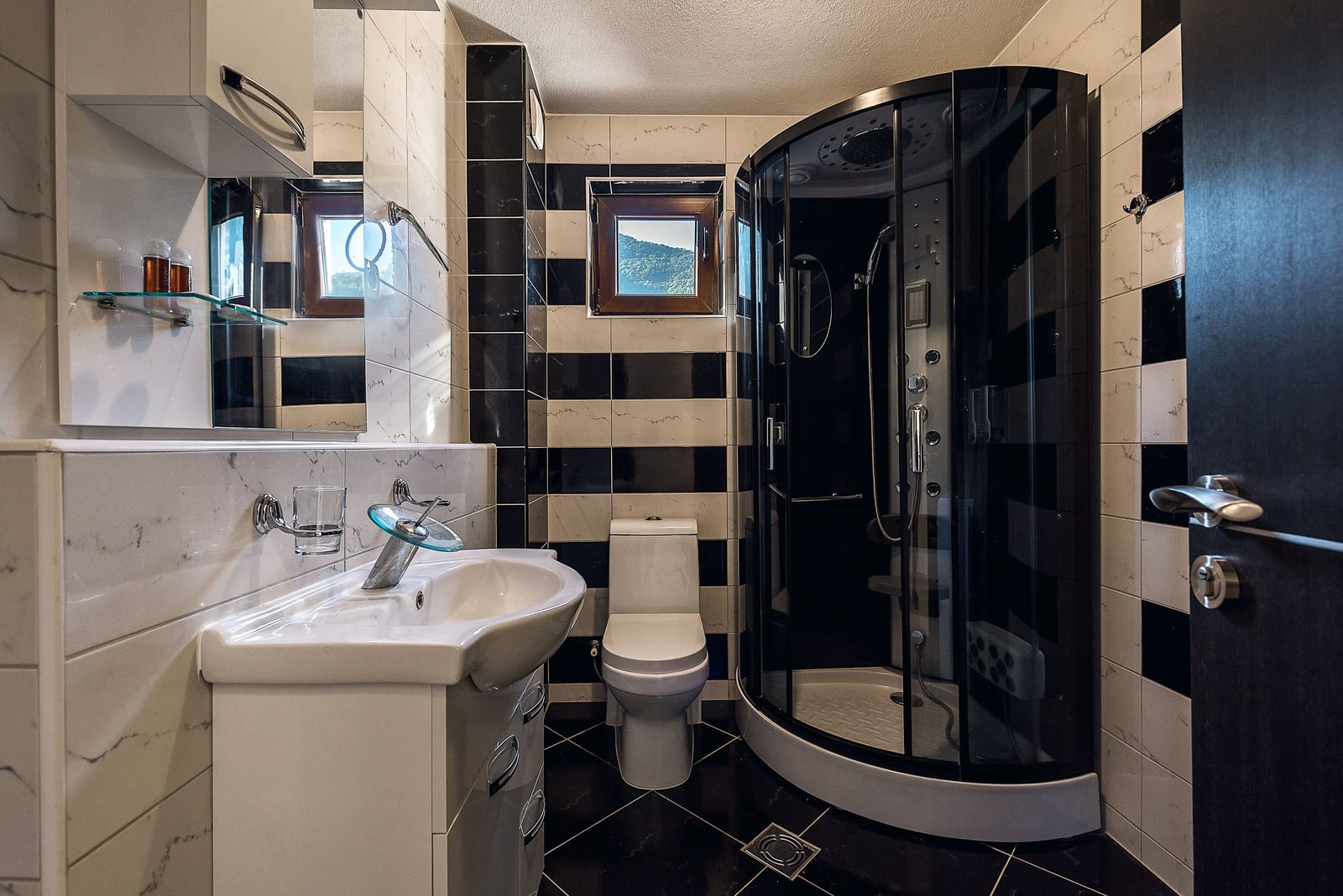 Apartment in Budva No. 2715