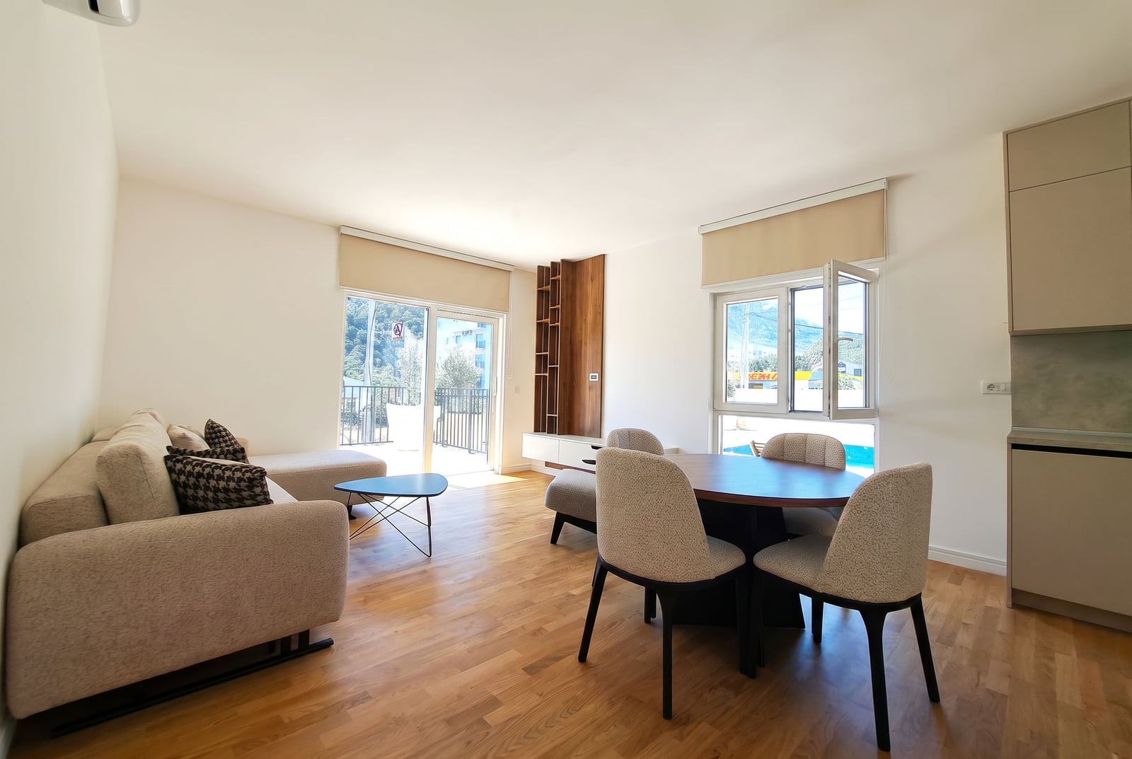 Apartment in Sutomore #2808