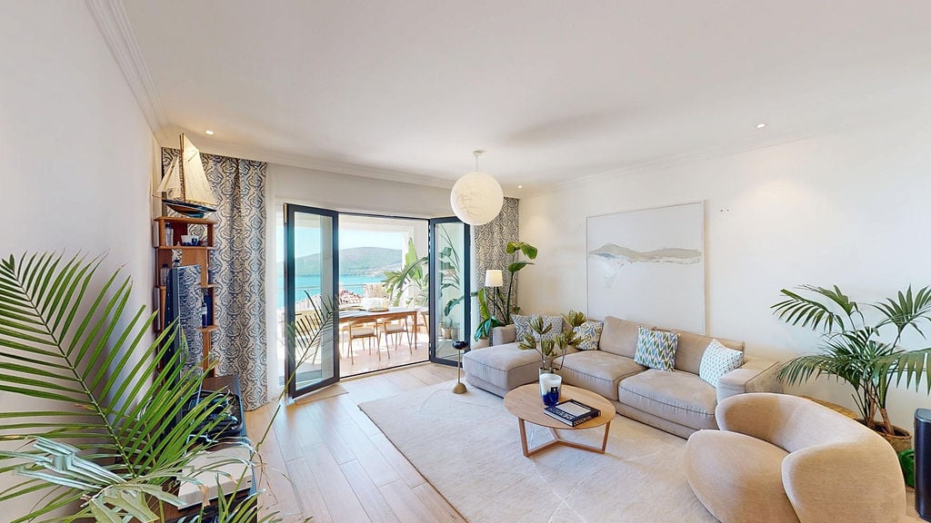 Apartment in Luštica №2689