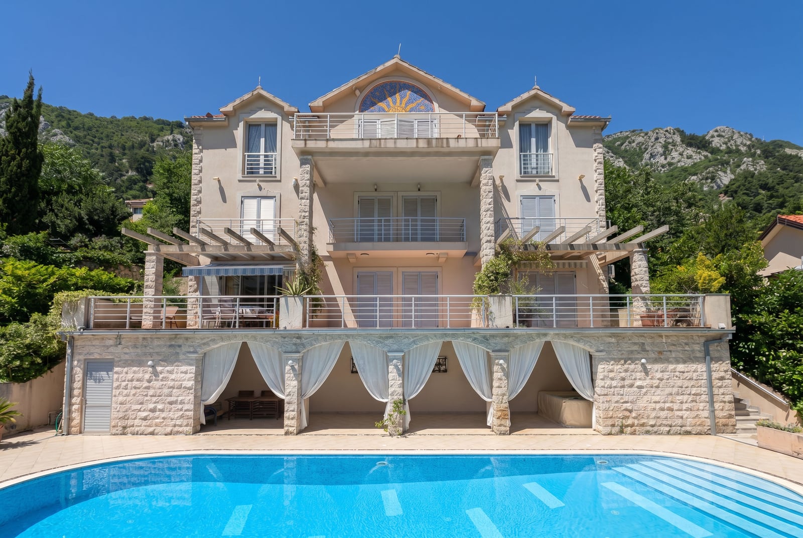 House in Kotor #2754