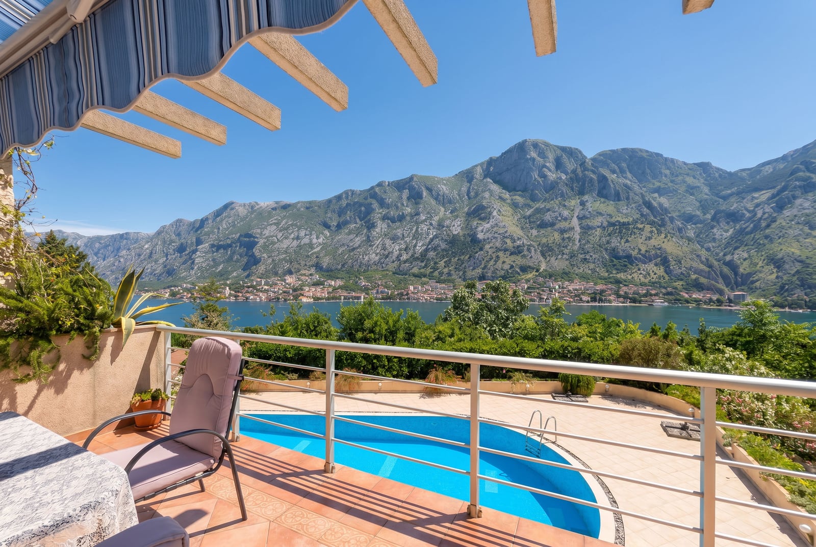 House in Kotor #2754