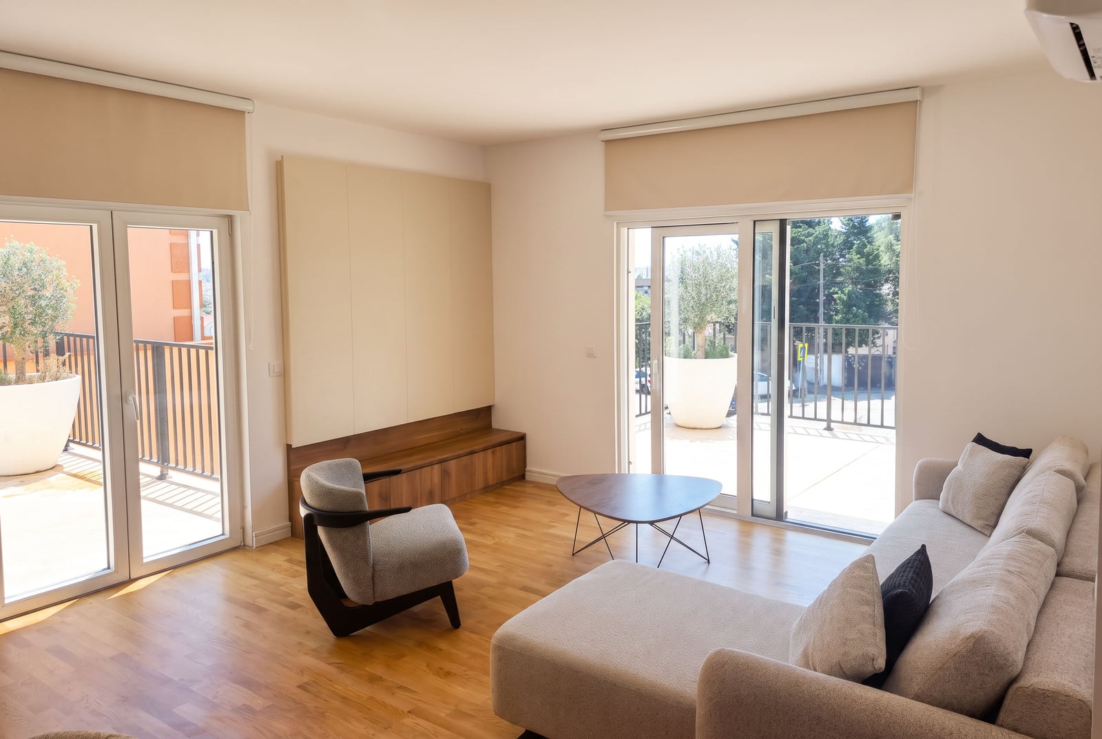 Living room — Residential complexes in Sutomore
