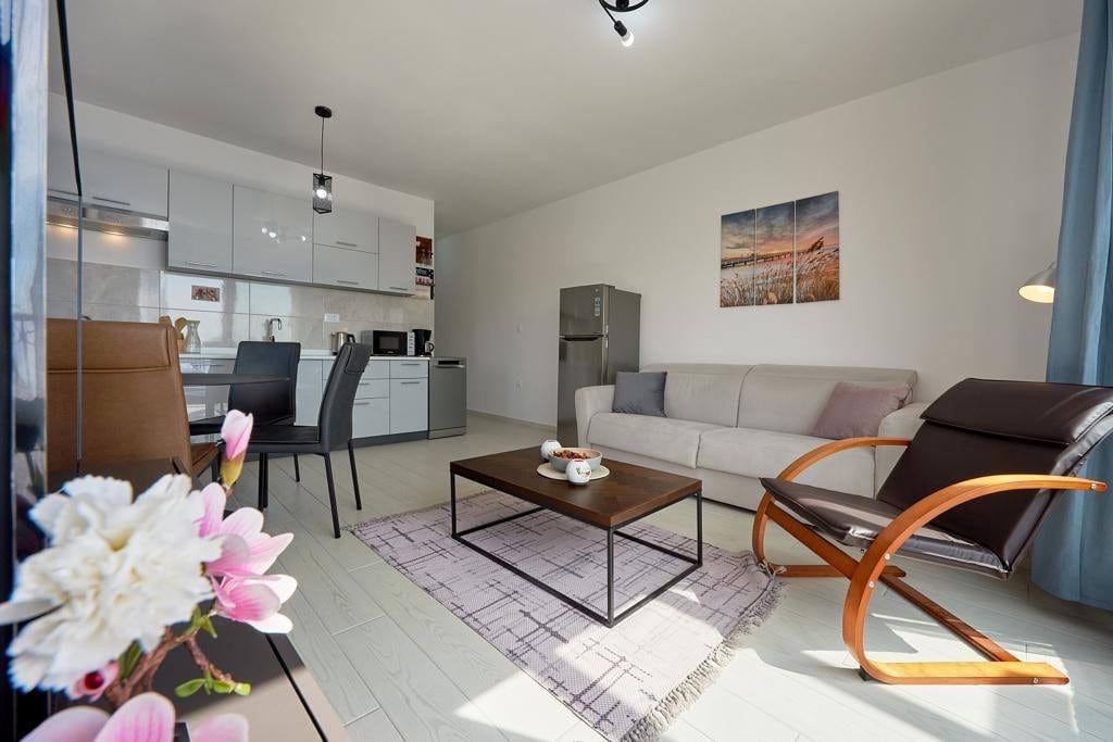 Apartment in Kamenovo #2733