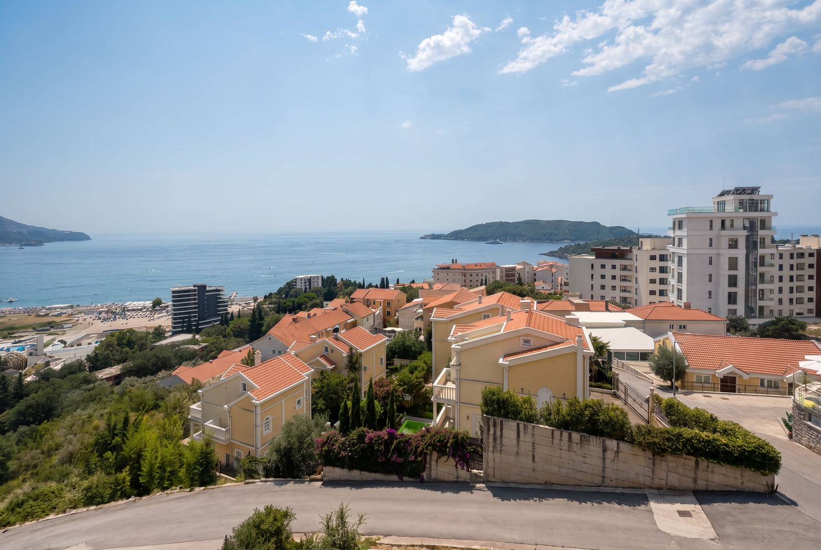 Apartment in Becici #2811