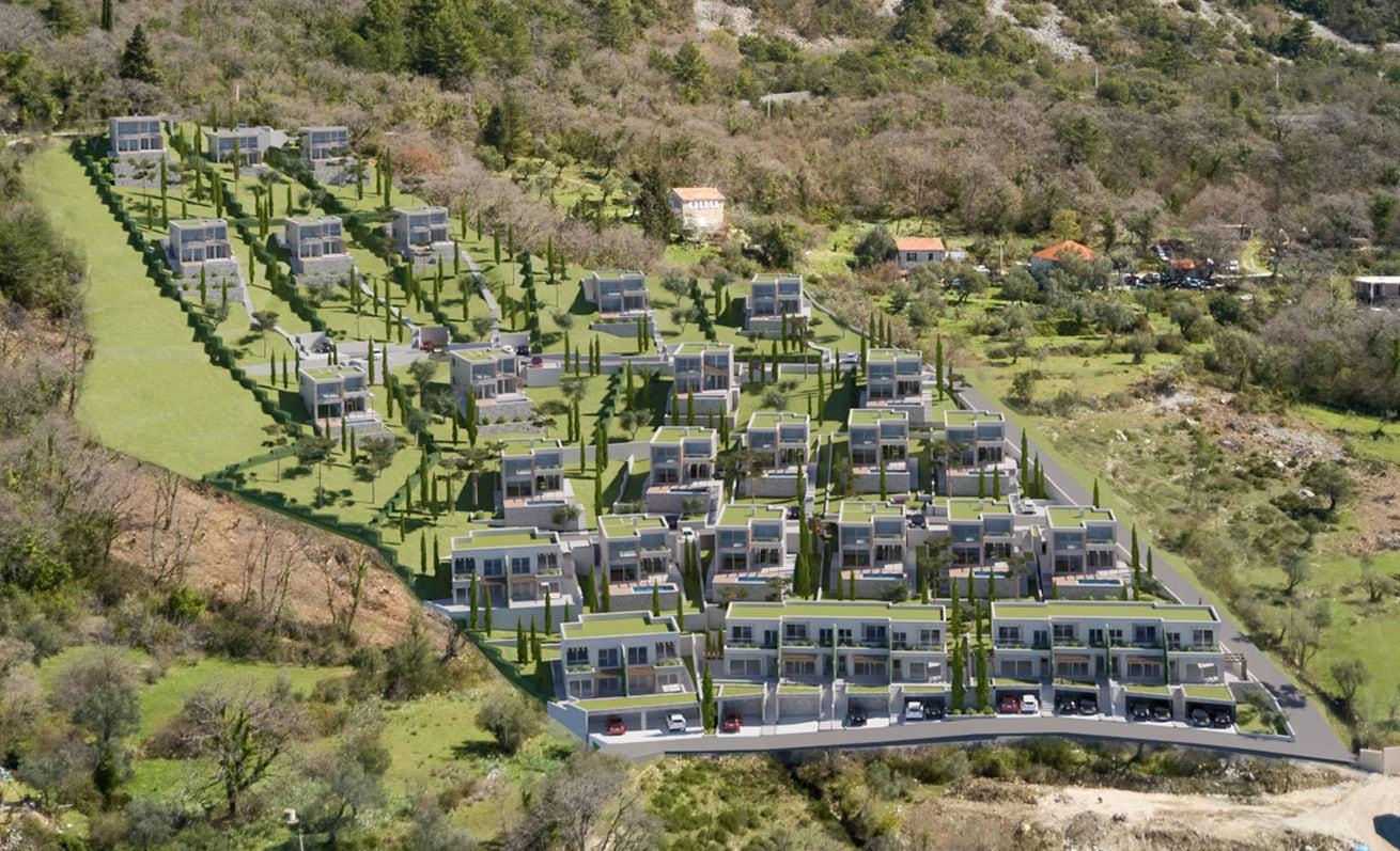 Villas and Townhouses in Kavac