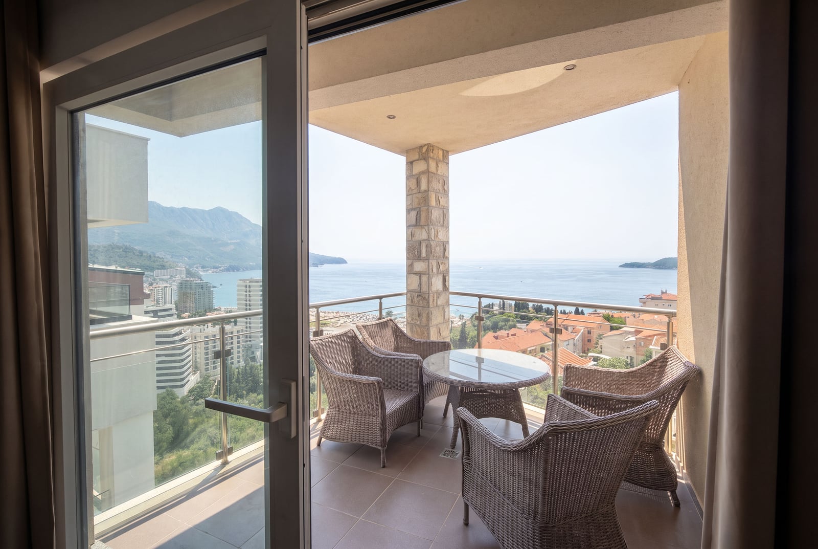 Apartment in Becici #2811